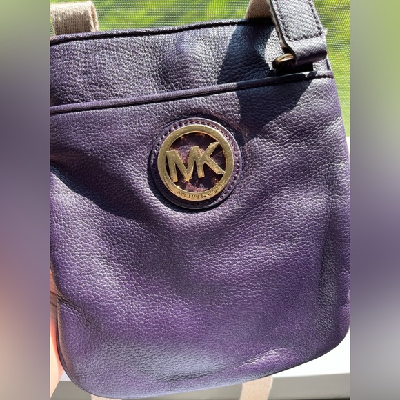 MK Michael Kors Authentic Plum Purple CrossBody Canvas Adjustable Strap - Picture 1 of 5